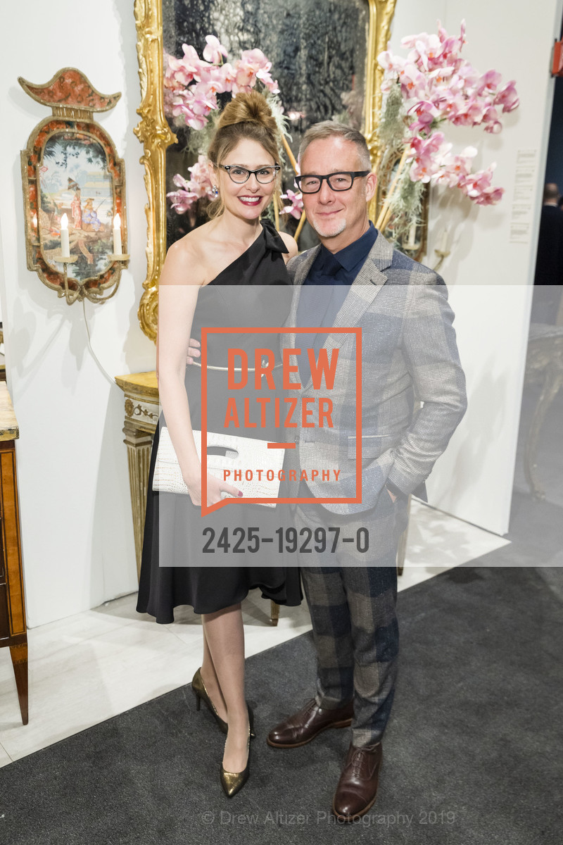 Kaylee Whitworth, Robert Whitworth, The San Francisco Fall Show Opening Night Preview Gala 2019, Fort Mason Festival Pavilion, October 2nd, 2019, Photo #2425-19297-0 Kaylee Whitworth, Robert Whitworth, Photo #2425-19297-0