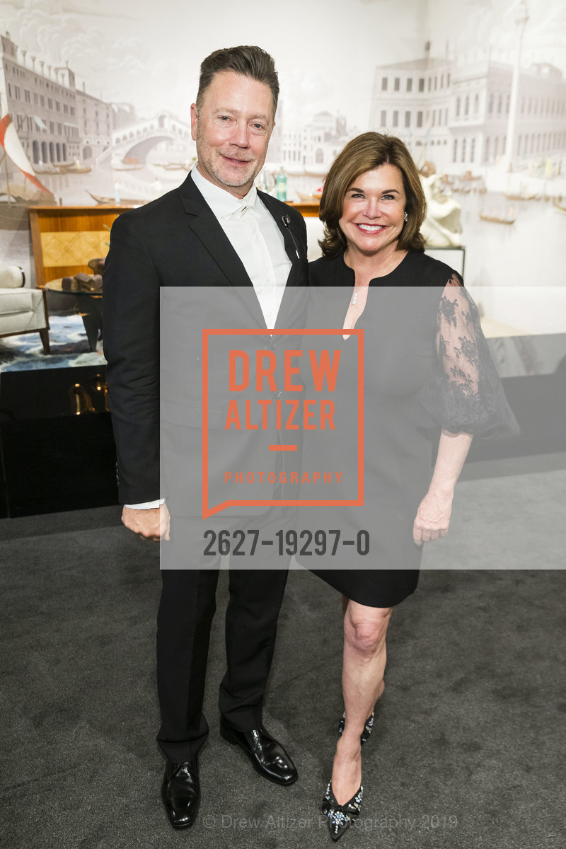 Jeff Holt, Amy Weaver, The San Francisco Fall Show Opening Night Preview Gala 2019, Fort Mason Festival Pavilion, October 2nd, 2019, Photo #2627-19297-0 Jeff Holt, Amy Weaver, Photo #2627-19297-0