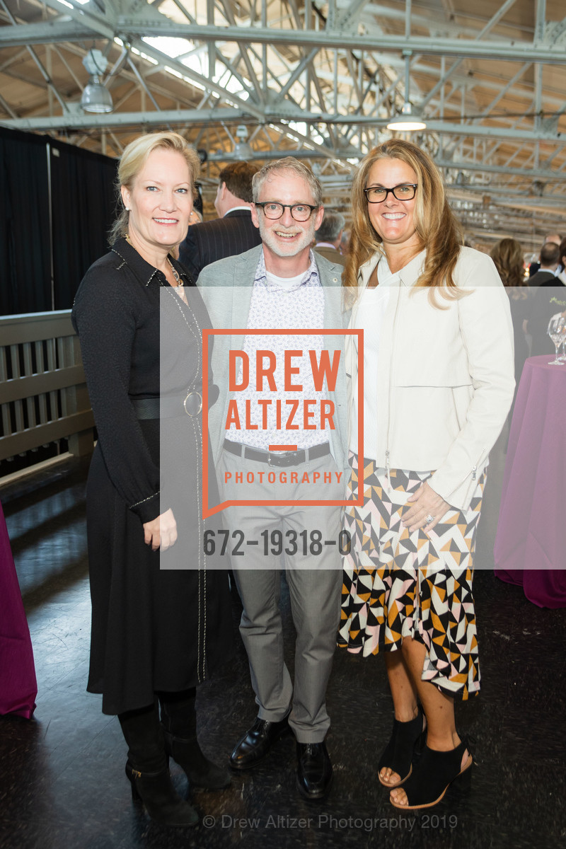 Heather Hilliard, Andrew Mann, DeForest Wayne, ICAA Annual Fall Antique Show Lunch and Lecture, Fort Mason Festival Pavillion, October 4th, 2019, Photo #672-19318-0 Heather Hilliard, Andrew Mann, DeForest Wayne, Photo #672-19318-0