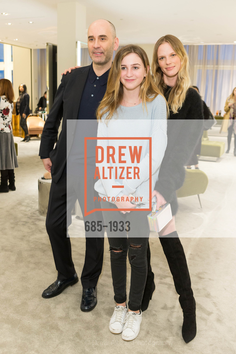 Fabrizio Viti, Tabitha Cahan, Anne V, Barneys New York & Simon Doonan Celebrate Fabrizio Viti, Barneys New York. 77 O'Farrell Street, Photo #685-1933 Fabrizio Viti, Tabitha Cahan, Anne V, Photo #685-1933