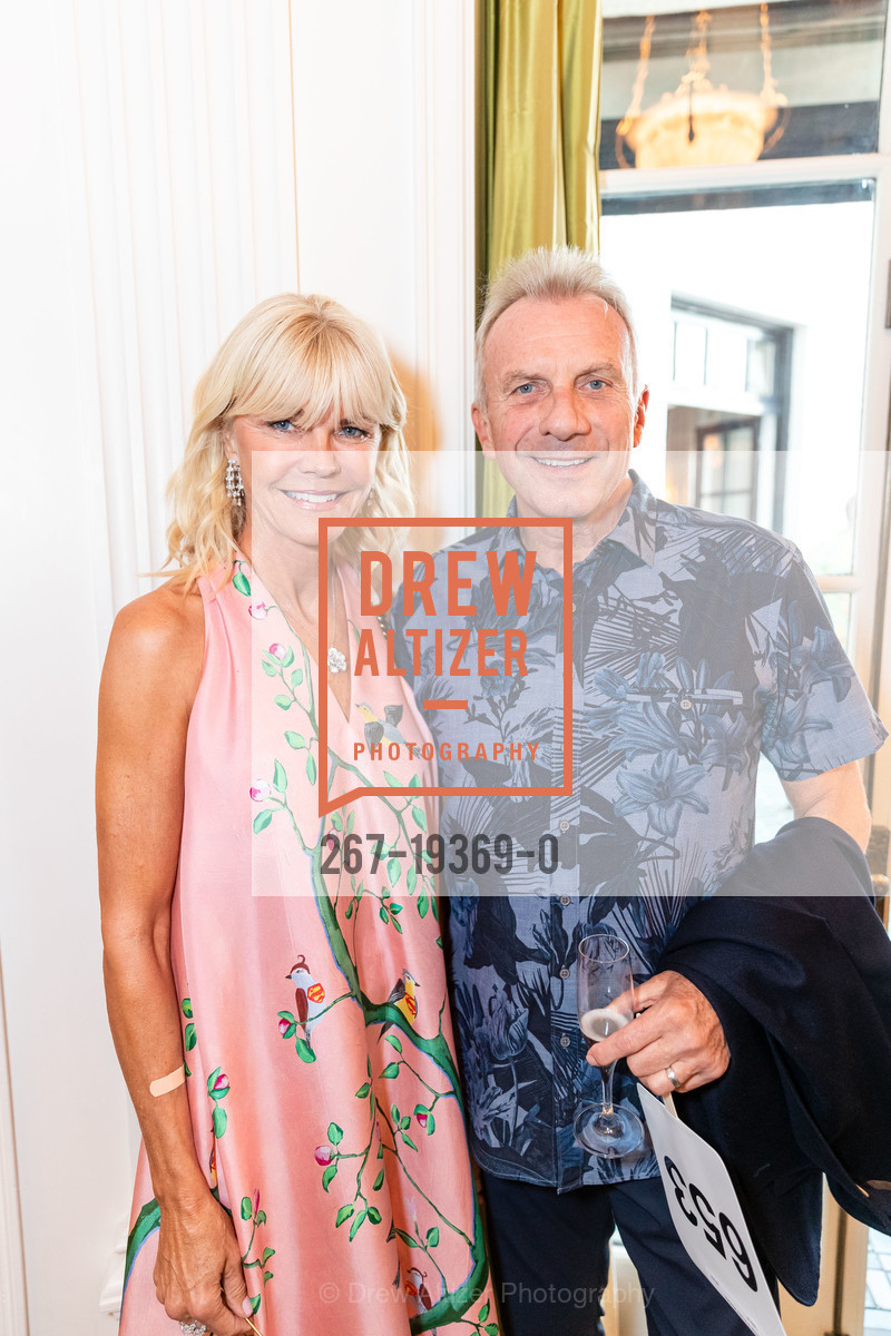Jennifer Montana, Joe Montana, Family House Ohana Gala 2019, Fairmont Hotel. 950 Mason St, Photo #267-19369-0 Jennifer Montana, Joe Montana, Photo #267-19369-0