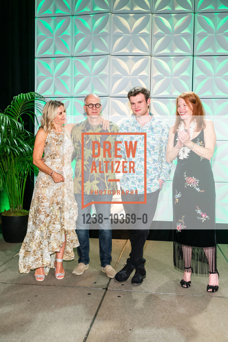 Kim Scurr, David Coyle, Joey Coyle, Julie Coyle, Family House Ohana Gala 2019, Fairmont Hotel. 950 Mason St, Photo #1238-19369-0 Kim Scurr, David Coyle, Joey Coyle, Julie Coyle, Photo #1238-19369-0