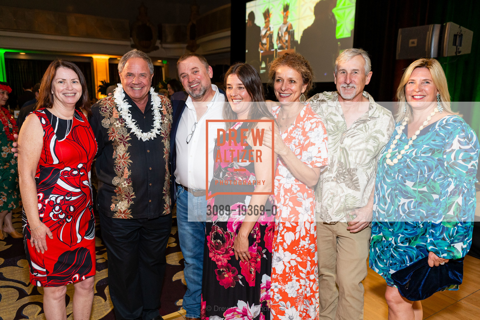 Collette O'Riordan, John Kugler, Frank Pellkofer, Trinity Pellkofer, Suzanne Alexandre, Phil Baron, Frances Rivetti, Family House Ohana Gala 2019, Fairmont Hotel. 950 Mason St, Photo #3089-19369-0 Collette O'Riordan, John Kugler, Frank Pellkofer, Trinity Pellkofer, Suzanne Alexandre, Phil Baron, Frances Rivetti, Photo #3089-19369-0