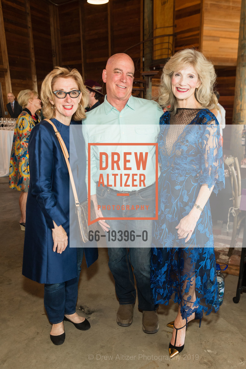Kelly Dennehy-Schumann, Michael Wise, Ellen Wise, Artful Harvest Benefit 2019 at Djerassi Resident Artists Program, Djerassi Resident Artists Program. 2325 Bear Gulch Road, October 13th, 2019, Photo #66-19396-0 Kelly Dennehy-Schumann, Michael Wise, Ellen Wise, Photo #66-19396-0