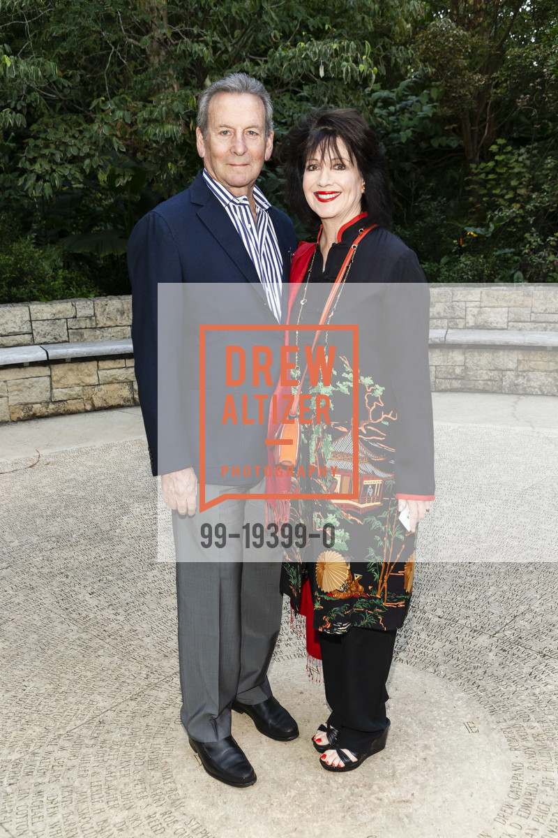 David Brody, Kimberley Brody, Save the Redwoods League 'Take Me to the Trees' Annual Celebration 2019, National AIDS Memorial Grove. Golden Gate Park, October 12th, 2019, Photo #99-19399-0 David Brody, Kimberley Brody, Photo #99-19399-0