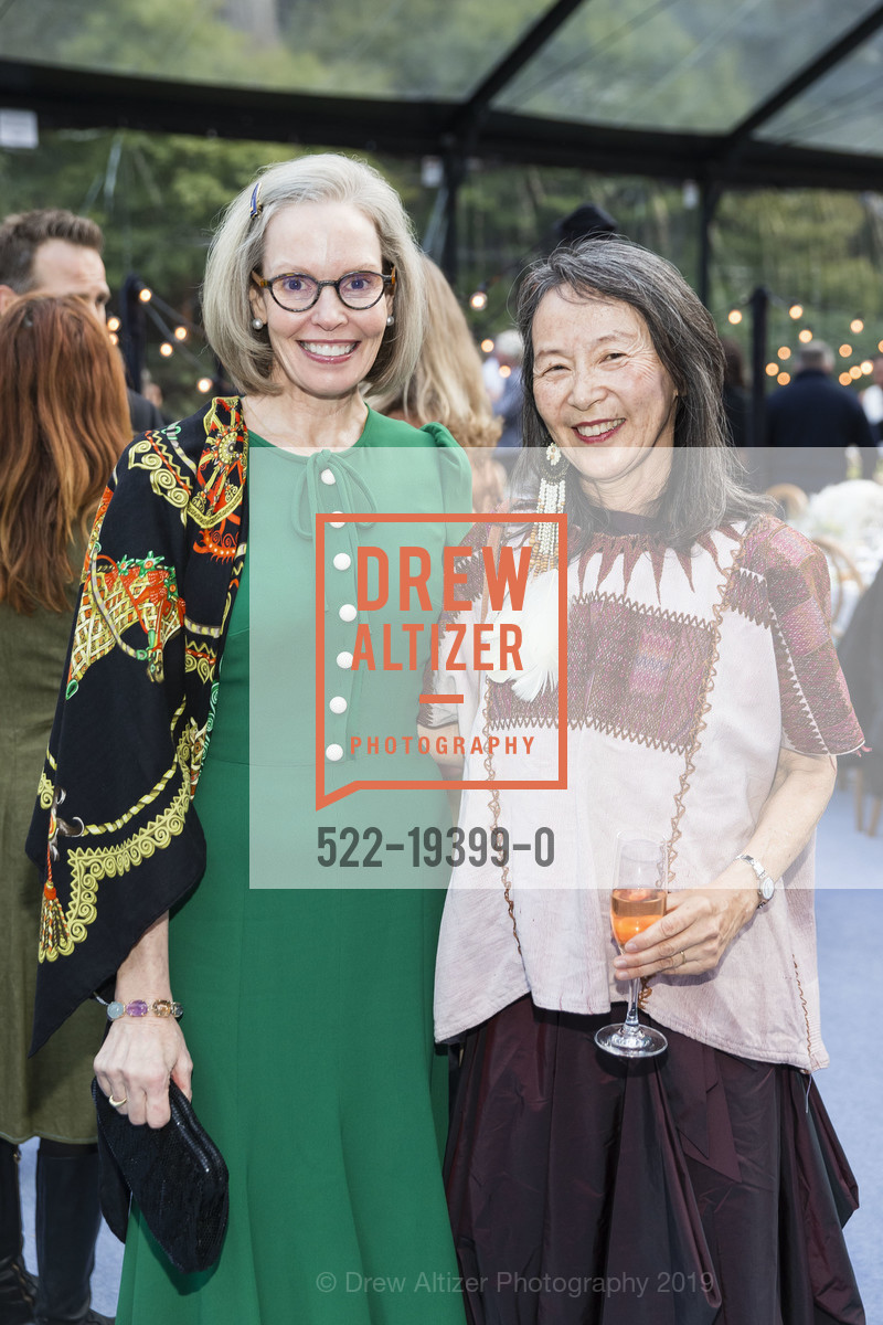 Kim Wentworth, Yoriko Kishimoto, Save the Redwoods League 'Take Me to the Trees' Annual Celebration 2019, National AIDS Memorial Grove. Golden Gate Park, October 12th, 2019, Photo #522-19399-0 Kim Wentworth, Yoriko Kishimoto, Photo #522-19399-0