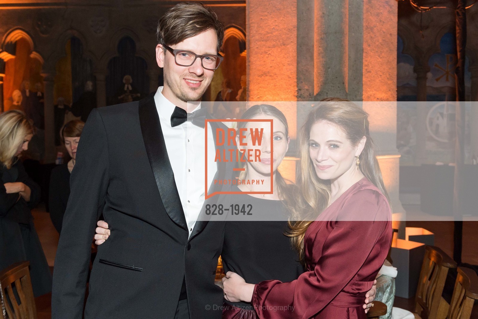 Chloe Bringmann, Martin Bringmann, Chloe Andrus, Grace Cathedral's Carnivale 2017, Grace Cathedral. 1100 California St. 94108, Photo #828-1942 Chloe Bringmann, Martin Bringmann, Chloe Andrus, Photo #828-1942