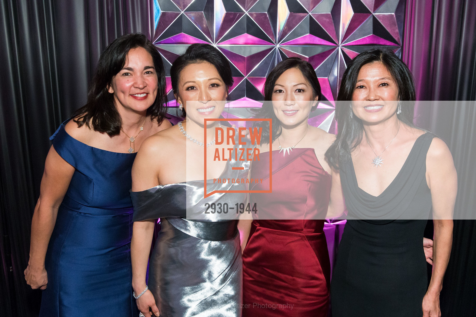 Karen King, Cori Bates, Louisa Tu, Euni Valentine, Photo #2930-1944