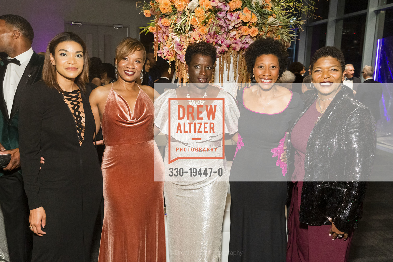 Sherri McMullen, Milicent Cox Edwards, Zion Okai, Wanda Cole-Frieman, Terry Copeland Duncan, MoAD's Afropolitan Ball 2019, City Metreon. 135 4th St, Photo #330-19447-0 Sherri McMullen, Milicent Cox Edwards, Zion Okai, Wanda Cole-Frieman, Terry Copeland Duncan, Photo #330-19447-0