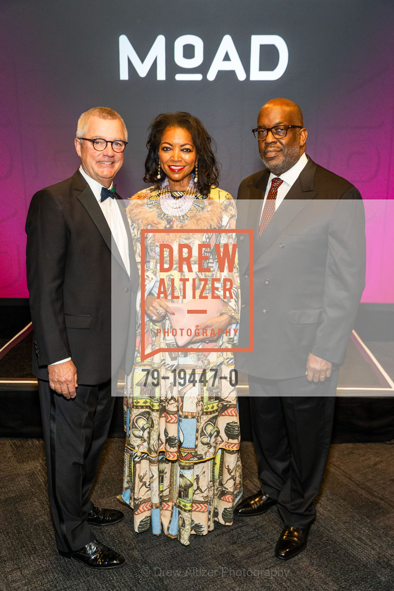Wade Rose, Denise Bradley Tyson, Bernard Tyson, MoAD's Afropolitan Ball 2019, Multiple, November 11th, 2019, Photo #79-19447-0 Wade Rose, Denise Bradley Tyson, Bernard Tyson, Photo #79-19447-0