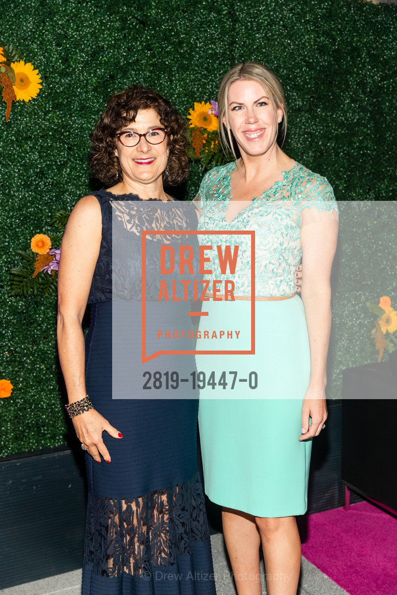 Linda Spain DeBruin, Lauren Erickson, MoAD's Afropolitan Ball 2019, City Metreon. 135 4th St, Photo #2819-19447-0 Linda Spain DeBruin, Lauren Erickson, Photo #2819-19447-0
