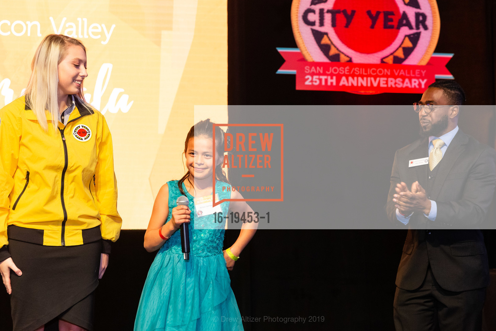 Alexa Smith, Aimee Hernandez, City Year San Jose 25th Anniversary Gala 2019, Levi's Stadium. 4900 Marie P DeBartolo Way, October 17th, 2019, Photo #16-19453-1 Alexa Smith, Aimee Hernandez, Photo #16-19453-1