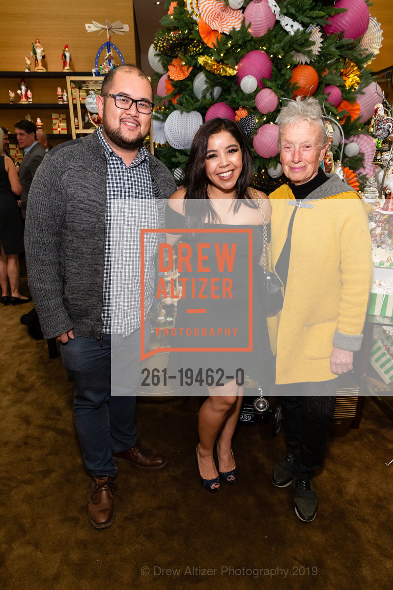 Calvin Chin, Karen, Topher Delaney, Gump's Launch Party, Gump's. 250 Post Street, October 16th, 2019, Photo #261-19462-0 Calvin Chin, Karen, Topher Delaney, Photo #261-19462-0