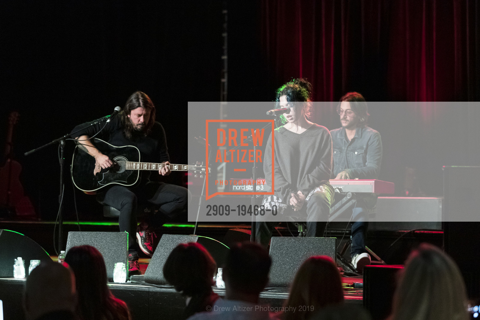 Dave Grohl, Violet Maye Grohl, Bring Change to Mind's Annual Revels and Revelations, Bimbo’s 365 Club, October 17th, 2019, Photo #2909-19468-0 Dave Grohl, Violet Maye Grohl, Photo #2909-19468-0