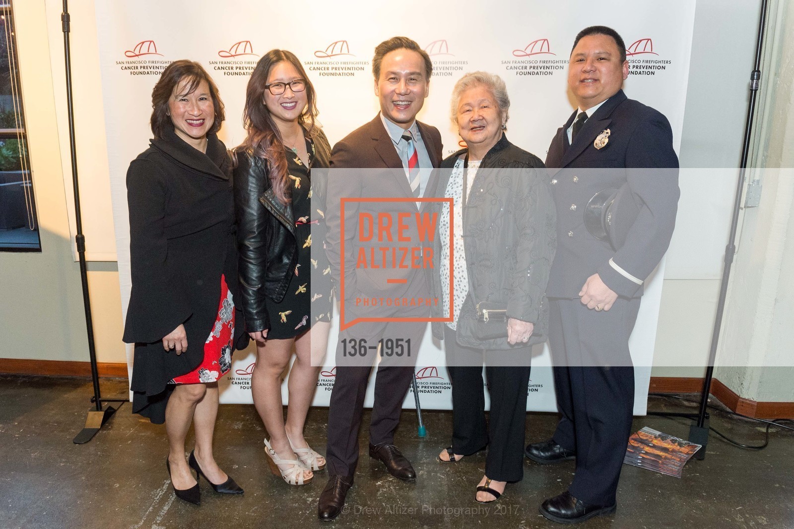 Doris Lee, Taylor Wong, Barry Wong, Roberta Wong, San Francisco Firefighters Cancer Prevention Foundation's The Art of Fire Gala, Terra Gallery. 511 Harrison St, March 4th, 2017, Photo #136-1951 Doris Lee, Taylor Wong, Barry Wong, Roberta Wong, Photo #136-1951
