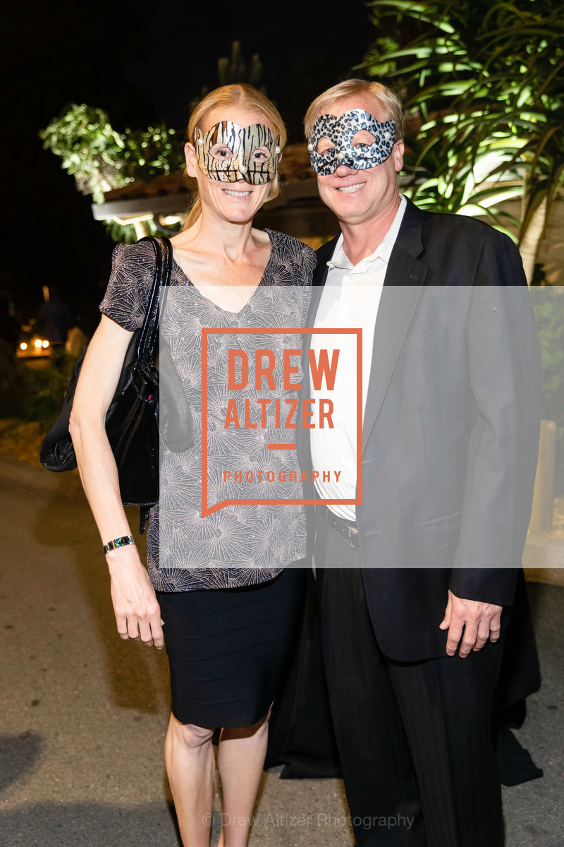 Megan Flynn, Randy Rubingh, SF Zoo's Fur Ball 2019: MasqueROAR, SF Zoo. Sloat Blvd. & Great Highway, Photo #306-19537-0 Megan Flynn, Randy Rubingh, Photo #306-19537-0