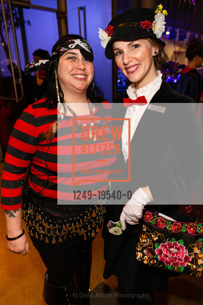 Kristina Kaiser, Sarabeth Janzen, SuperNatural Halloween 2019, California Academy of Sciences. 55 Music Concourse Dr, Photo #1249-19540-0 Kristina Kaiser, Sarabeth Janzen, Photo #1249-19540-0