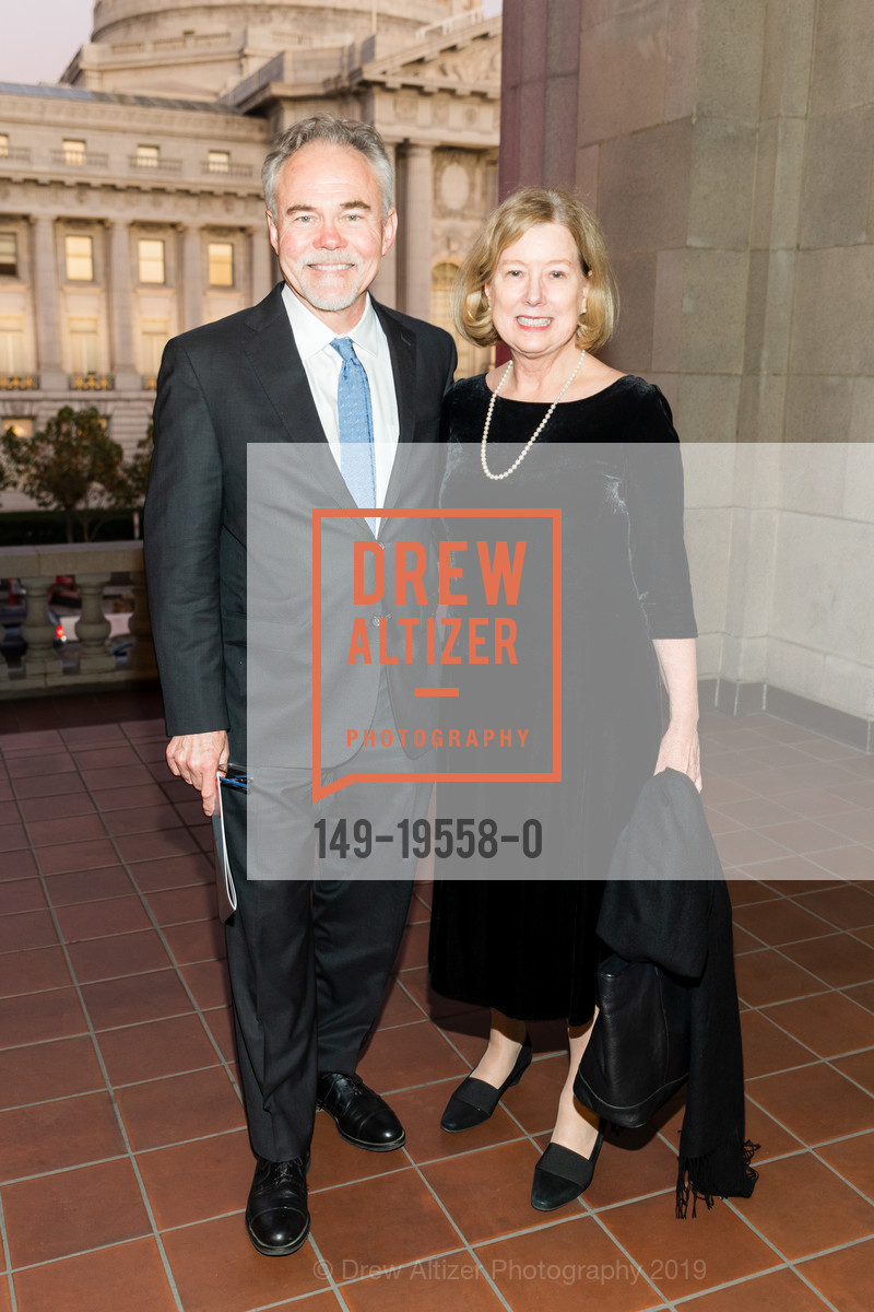 Michael Neville, Debbie Kasper, San Francisco Performances 40th Anniversary Gala, San Francisco War Memorial. 401 Van Ness, October 29th, 2019, Photo #149-19558-0 Michael Neville, Debbie Kasper, Photo #149-19558-0