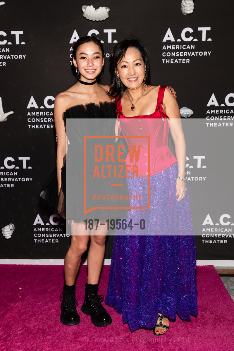 Anna Neumann-Loreck, Kay Yun, ACT Fall Gala 2019, Hibernia. 1 Jones St, November 2nd, 2019, Photo #187-19564-0 Anna Neumann-Loreck, Kay Yun, Photo #187-19564-0