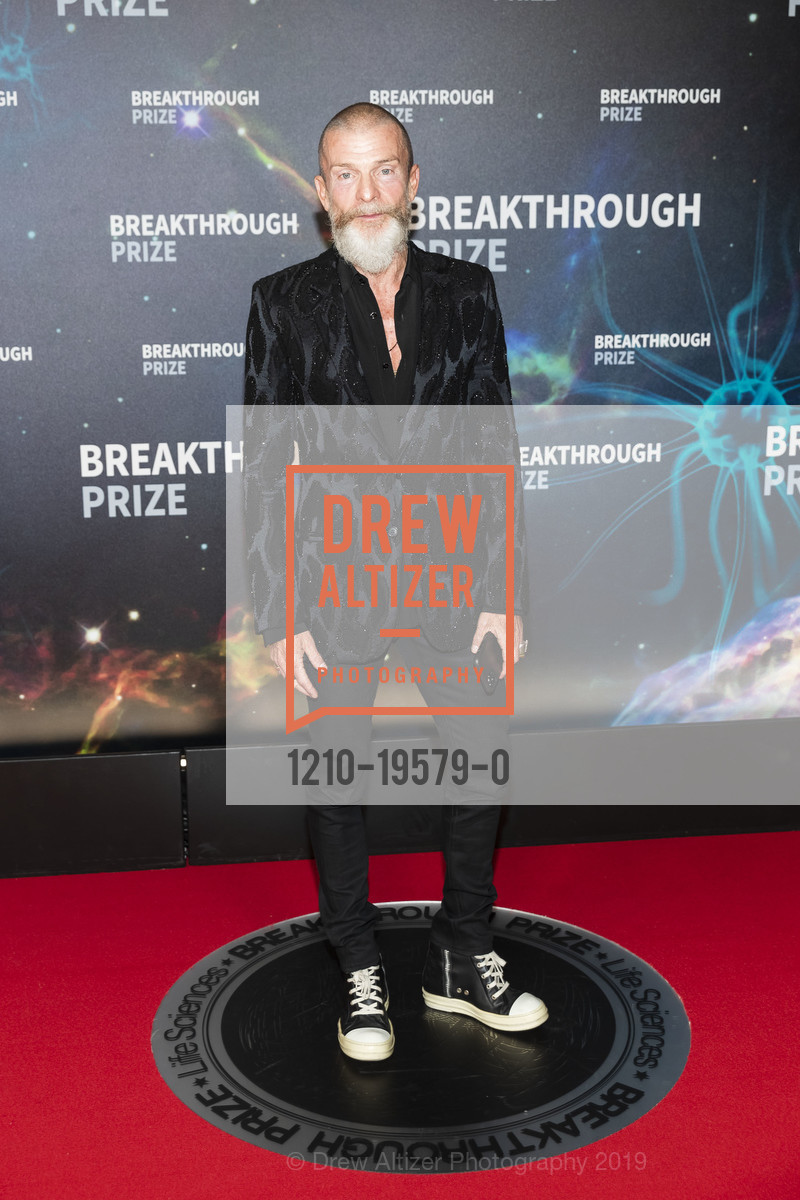 Vivi Nevo, 8th Annual Breakthrough Prize Awards, NASA Ames Research Center, Hangar One. Moffett Federal Airfield, November 3rd, 2019, Photo #1210-19579-0 Vivi Nevo, Photo #1210-19579-0