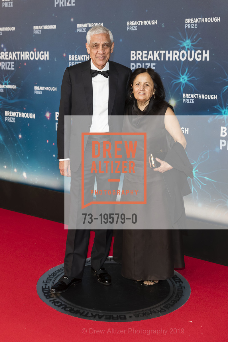 Vinod Khosla, Neeru Khosla, 8th Annual Breakthrough Prize Awards, NASA Ames Research Center, Hangar One. Moffett Federal Airfield, November 3rd, 2019, Photo #73-19579-0 Vinod Khosla, Neeru Khosla, Photo #73-19579-0