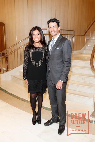 Shelly Kapoor Collins, Federico Sandino