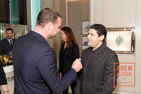Liev Schreiber, Ariel Adams