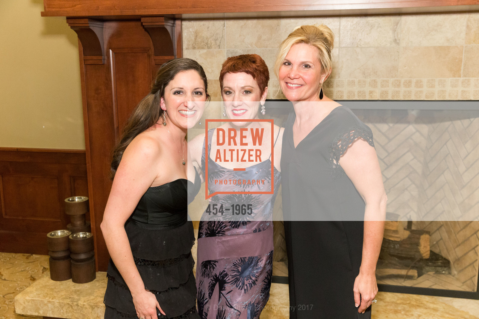 Danielle Kohn, Lisa Vroman, Erica Abrahamson, Music for Minors 40th Anniversary Gala, Los Altos Golf and Country Club. 1560 Country Club Drive, Los Altos, March 11th, 2017, Photo #454-1965 Danielle Kohn, Lisa Vroman, Erica Abrahamson, Photo #454-1965