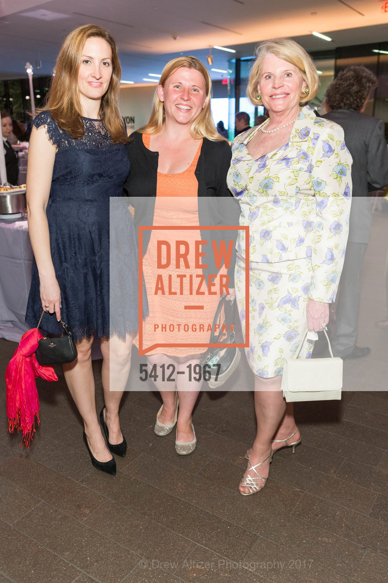 Elizabeth Heuser, Lindsay Dellas, Shila Clement, Bouquets to Art 2017 at the de Young Museum, de Young Museum, March 13th, 2017, Photo #5412-1967 Elizabeth Heuser, Lindsay Dellas, Shila Clement, Photo #5412-1967