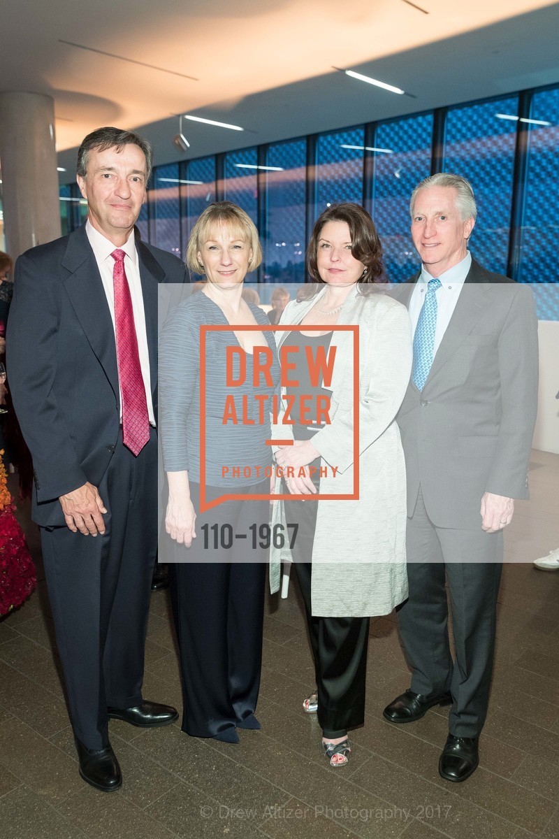 John Vuko, Suzanne Vuko, Elizabeth Folger, Robert Eldred, Bouquets to Art 2017 at the de Young Museum, de Young Museum, March 13th, 2017, Photo #110-1967 John Vuko, Suzanne Vuko, Elizabeth Folger, Robert Eldred, Photo #110-1967