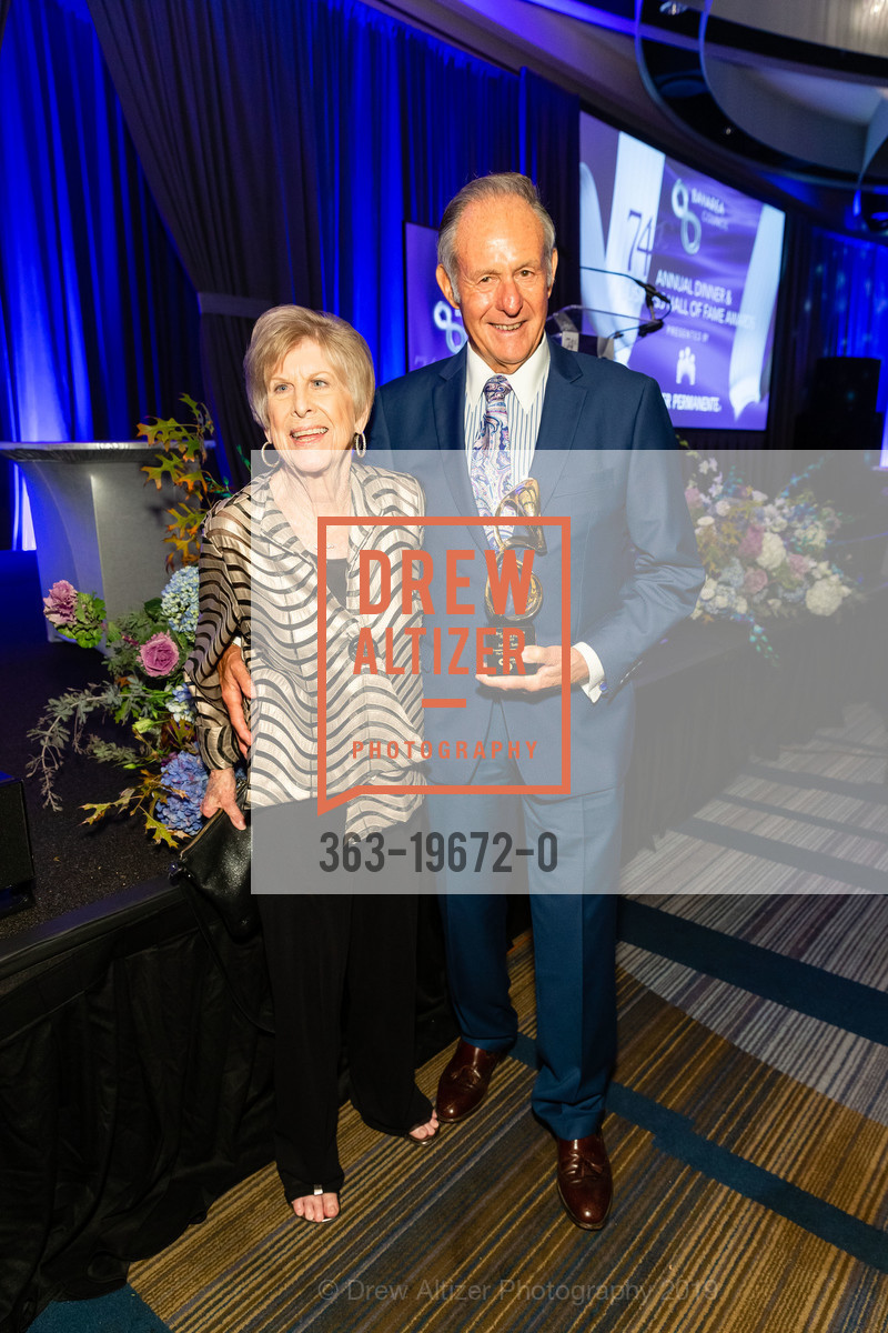 Sue Sobrato, John Sobrato, 74th Annual Bay Area Business Hall of Fame Awards, Hyatt Regency Embarcadero. 5 Embarcadero Center, November 14th, 2019, Photo #363-19672-0 Sue Sobrato, John Sobrato, Photo #363-19672-0