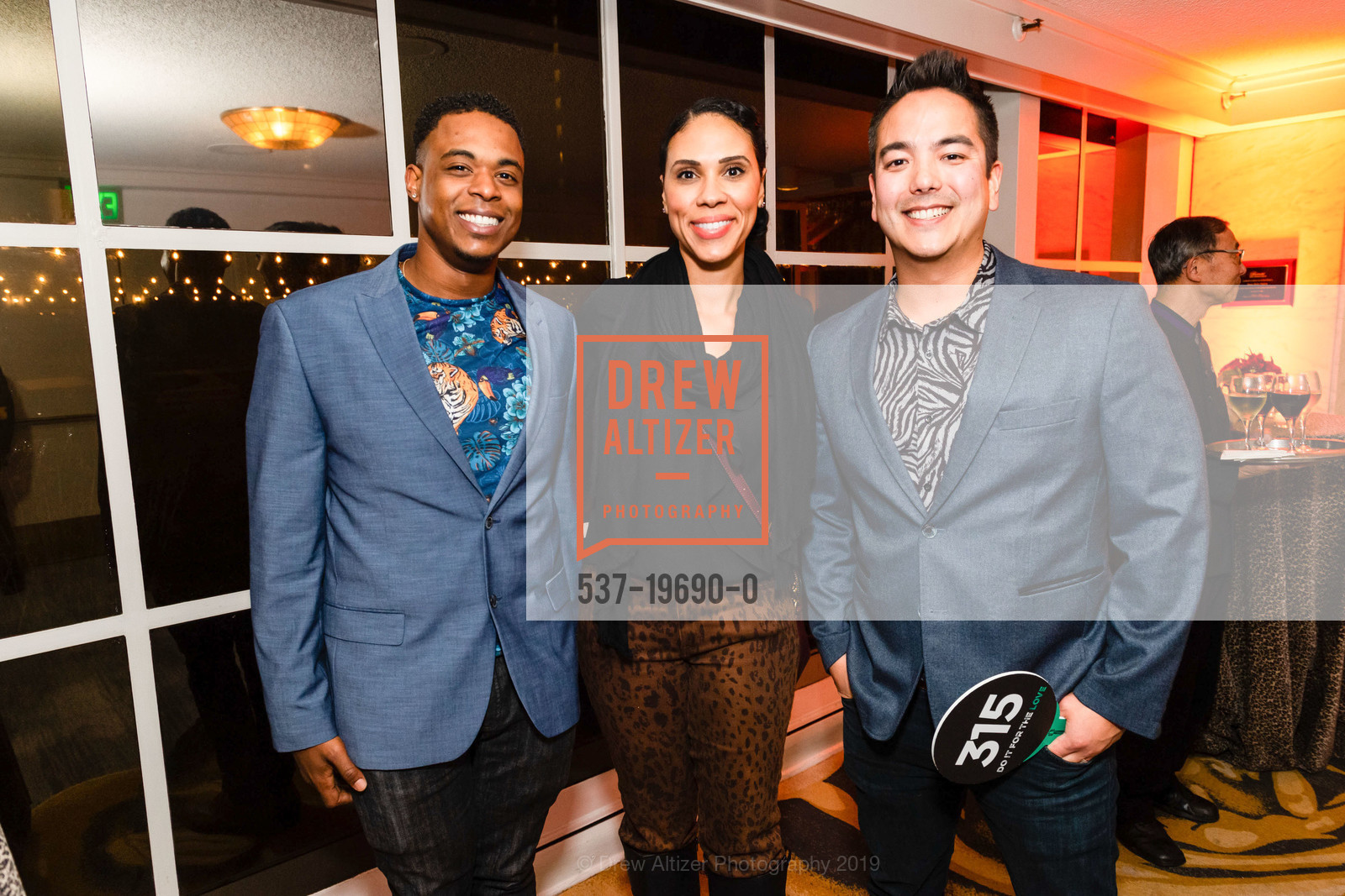 Julian Green, Sarah Young, Jon Bruning, The Rocker's Ball 2019, Fairmont Hotel, November 15th, 2019, Photo #537-19690-0 Julian Green, Sarah Young, Jon Bruning, Photo #537-19690-0