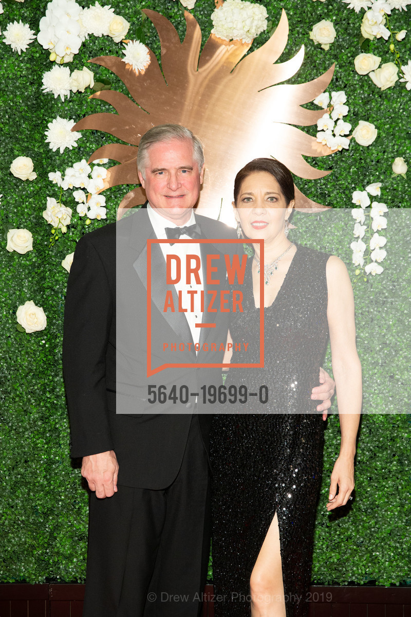 Lance Warrick, Helene Alexopoulos, Hellenic Charity Ball 2019, Westin St. Francis. 335 Powell St, November 16th, 2019, Photo #5640-19699-0 Lance Warrick, Helene Alexopoulos, Photo #5640-19699-0