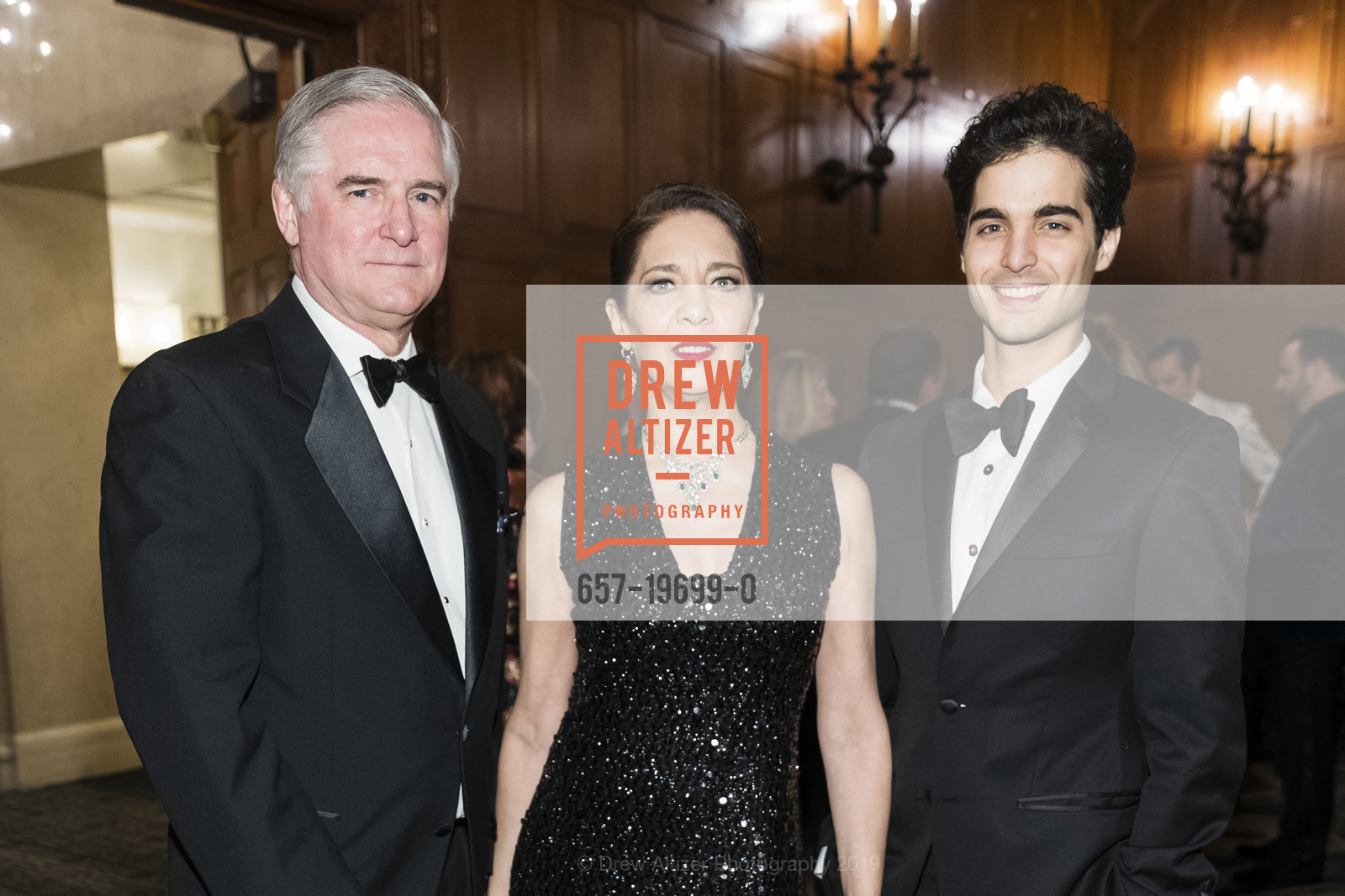 Lance Warrick, Helene Alexopoulos, Grayson Warrick, Photo #657-19699-0