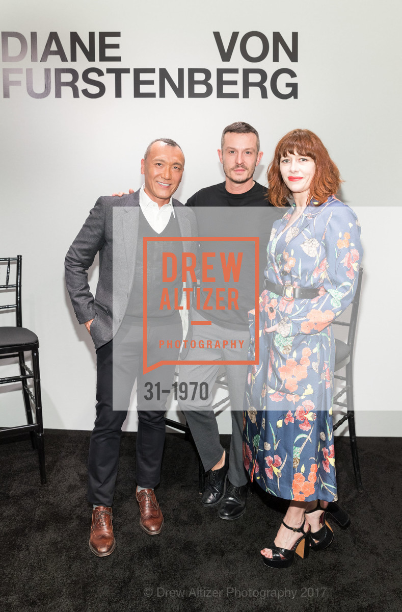 Joe Zee, Jonathan Saunders, Penny Lovell, DVF Creative Designer Jonathan Saunders and Joe Zee Fashion Chat and Show, Neiman Marcus, CUSP, Fourth Floor. 150 Stockton St, March 16th, 2017, Photo #31-1970 Joe Zee, Jonathan Saunders, Penny Lovell, Photo #31-1970