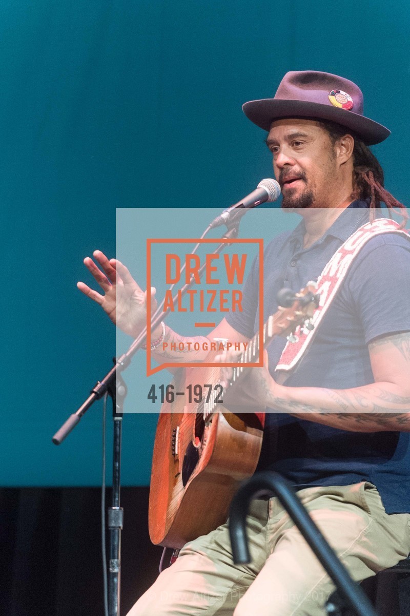 Michael Franti, Photo #416-1972