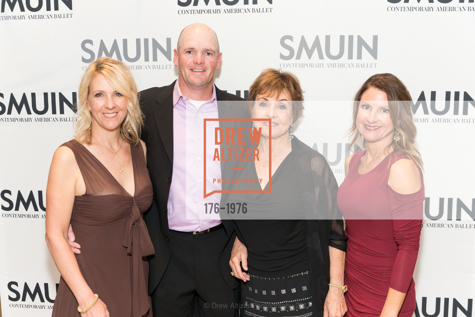 Jill Galligan, Ollie Galligan, Lee Baxter, Leslie Baxter, Smuin Ballet Annual Gala, The Galleria. 101 Henry Adams Street, March 19th, 2017, Photo #176-1976 Jill Galligan, Ollie Galligan, Lee Baxter, Leslie Baxter, Photo #176-1976
