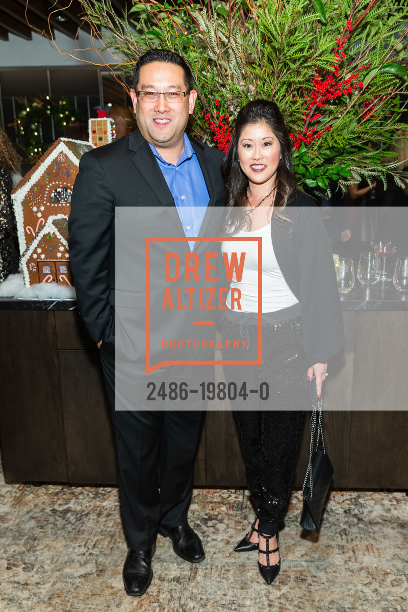 Brett Yamaguchi, Kristi Yamaguchi, 2019 All Star Culinary Experience, The Vault. 555 California St, Photo #2486-19804-0 Brett Yamaguchi, Kristi Yamaguchi, Photo #2486-19804-0