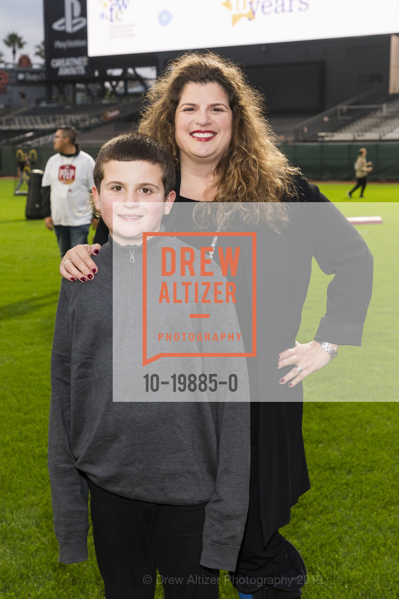 Nathan Hoch, Amy Wender-Hoch, Holiday Heroes 2019, Oracle Park. 24 willie mays plaza, December 10th, 2019, Photo #10-19885-0 Nathan Hoch, Amy Wender-Hoch, Photo #10-19885-0
