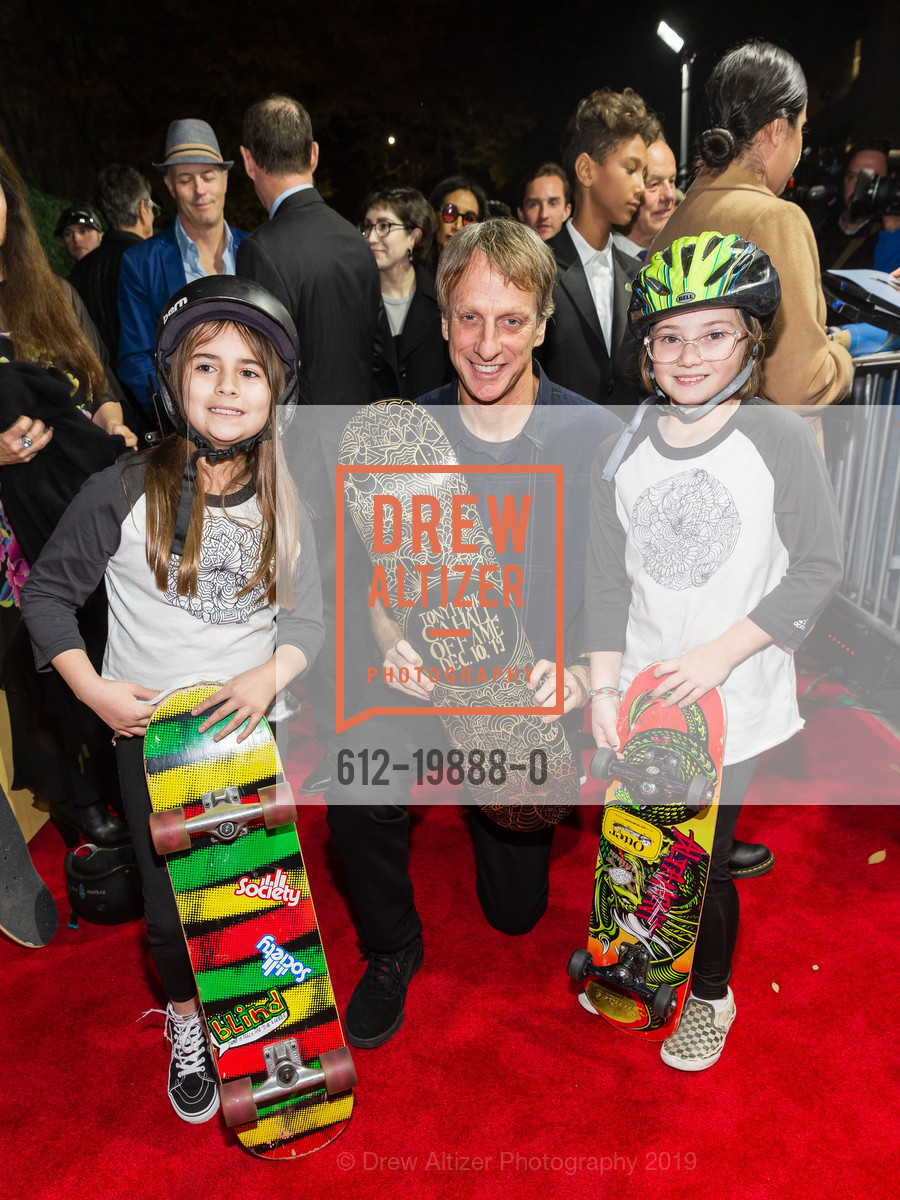 Ella London, Tony Hawk, Kate Polosi, 13th Annual California Hall of Fame Ceremony, California Museum. 1020 O St., Sacramento CA 95814, December 10th, 2019, Photo #612-19888-0 Ella London, Tony Hawk, Kate Polosi, Photo #612-19888-0