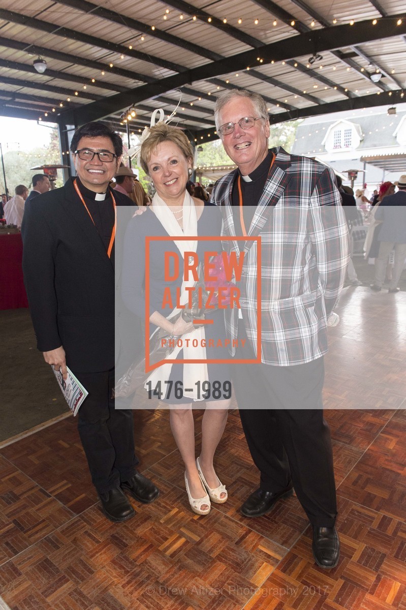 Roy Remo, Maureen Grazioli, Dave Ghiorso, Tiger Trifecta-St. Charles School Auction, National Center For Equine Facilitated Therapy. 880 Runnymede Rd, March 25th, 2017, Photo #1476-1989 Roy Remo, Maureen Grazioli, Dave Ghiorso, Photo #1476-1989