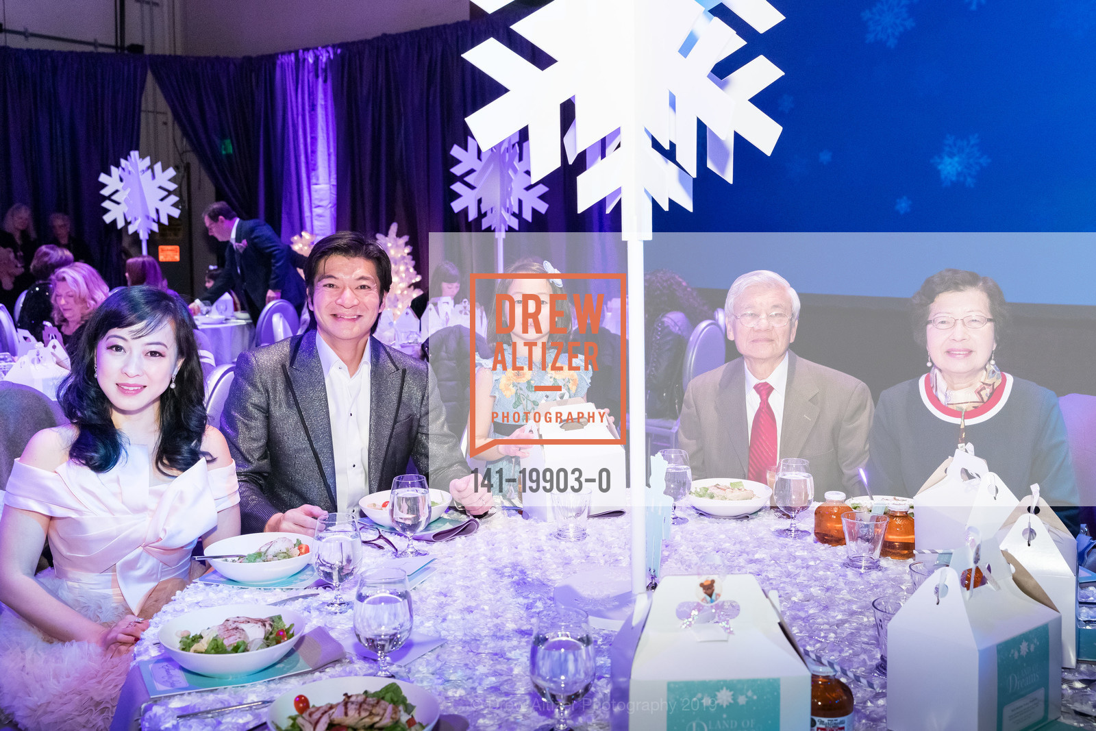 Coral Chung, Andrew Chung, Aria Chung, Jack Chung, Amy Chung, SF Ballet Nutcracker Luncheon 2019, Zellerback Rehearsel Hall & War Memorial Opera House. 301 Van Ness Ave, San Francisco, CA 94102, December 15th, 2019, Photo #141-19903-0 Coral Chung, Andrew Chung, Aria Chung, Jack Chung, Amy Chung, Photo #141-19903-0
