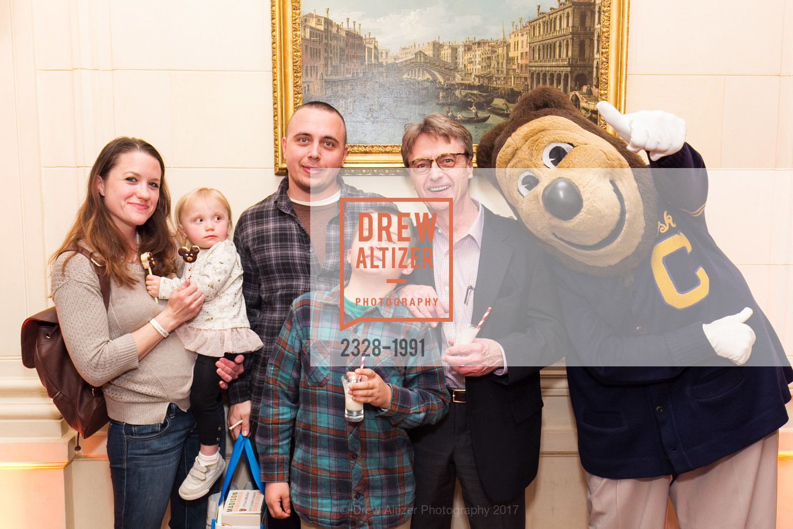 Top Picks, Glogau Teddy Bear Rescue Fund Hosts The Snuggly Soiree, March 23rd, 2017, Photo