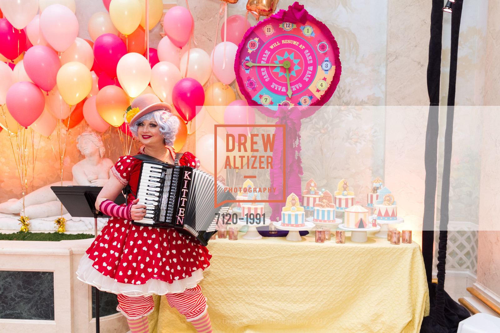 Atmosphere, Glogau Teddy Bear Rescue Fund Hosts The Snuggly Soiree, Private Residence, March 23rd, 2017