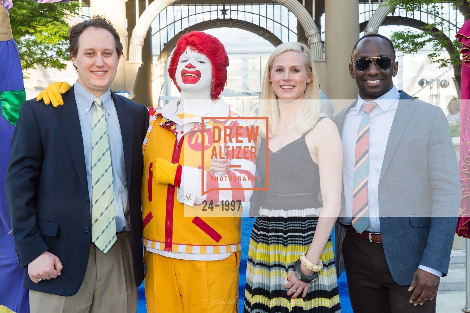 Miles Mulcare, Paige Brown, Lewis Mbae, Ronald McDonald House at Stanford's 2017 House Party!, "Expect the Unexpected", San Mateo County History Museum and it's square. 2200 Broadway Redwood City, California 94063, April 1st, 2017, Photo #24-1997 Miles Mulcare, Paige Brown, Lewis Mbae, Photo #24-1997