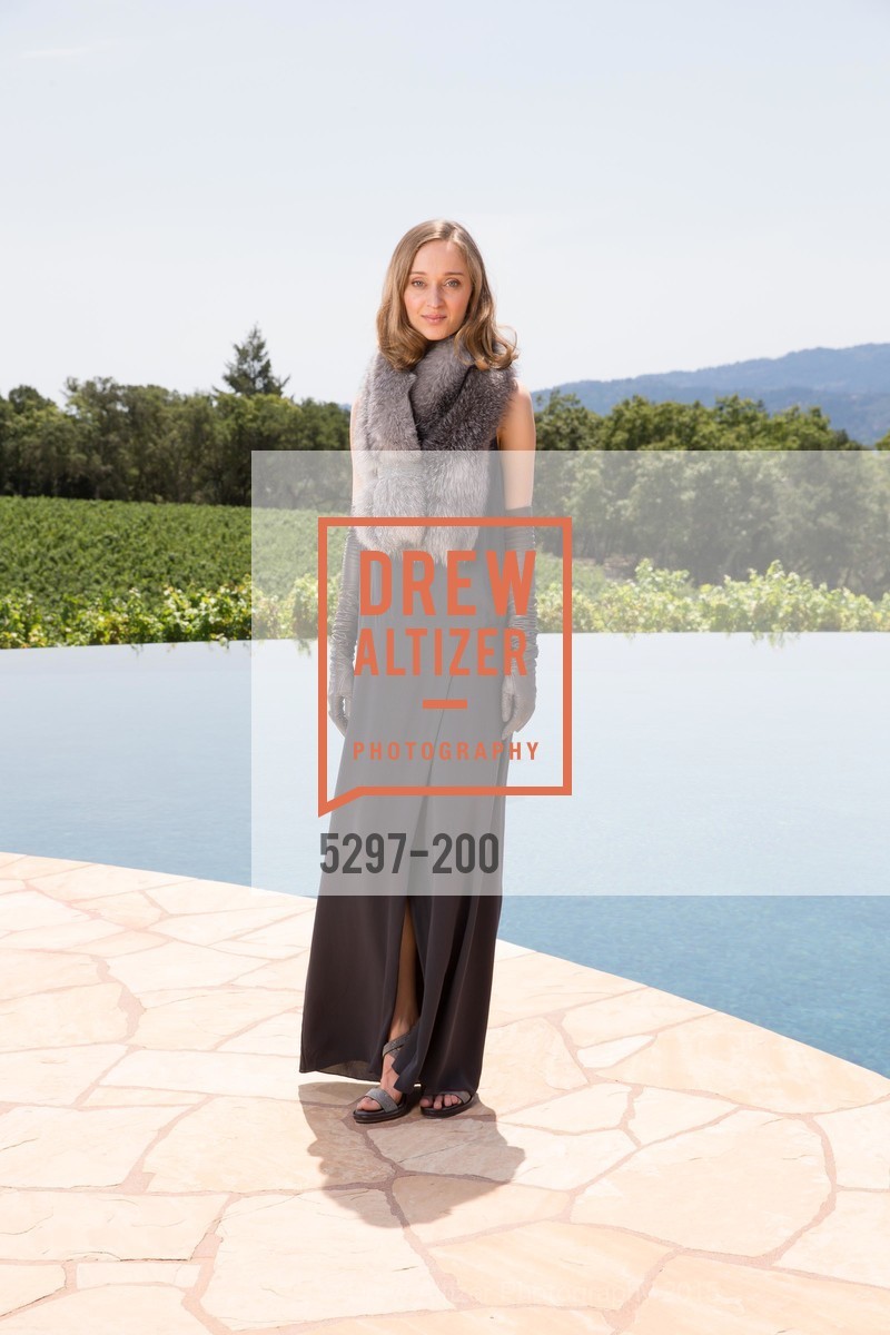Model, Gucci & Vogue Dinner, P\. 56 Auberge Rd, July 19th, 2015, Photo #5297-200 Model, Photo #5297-200