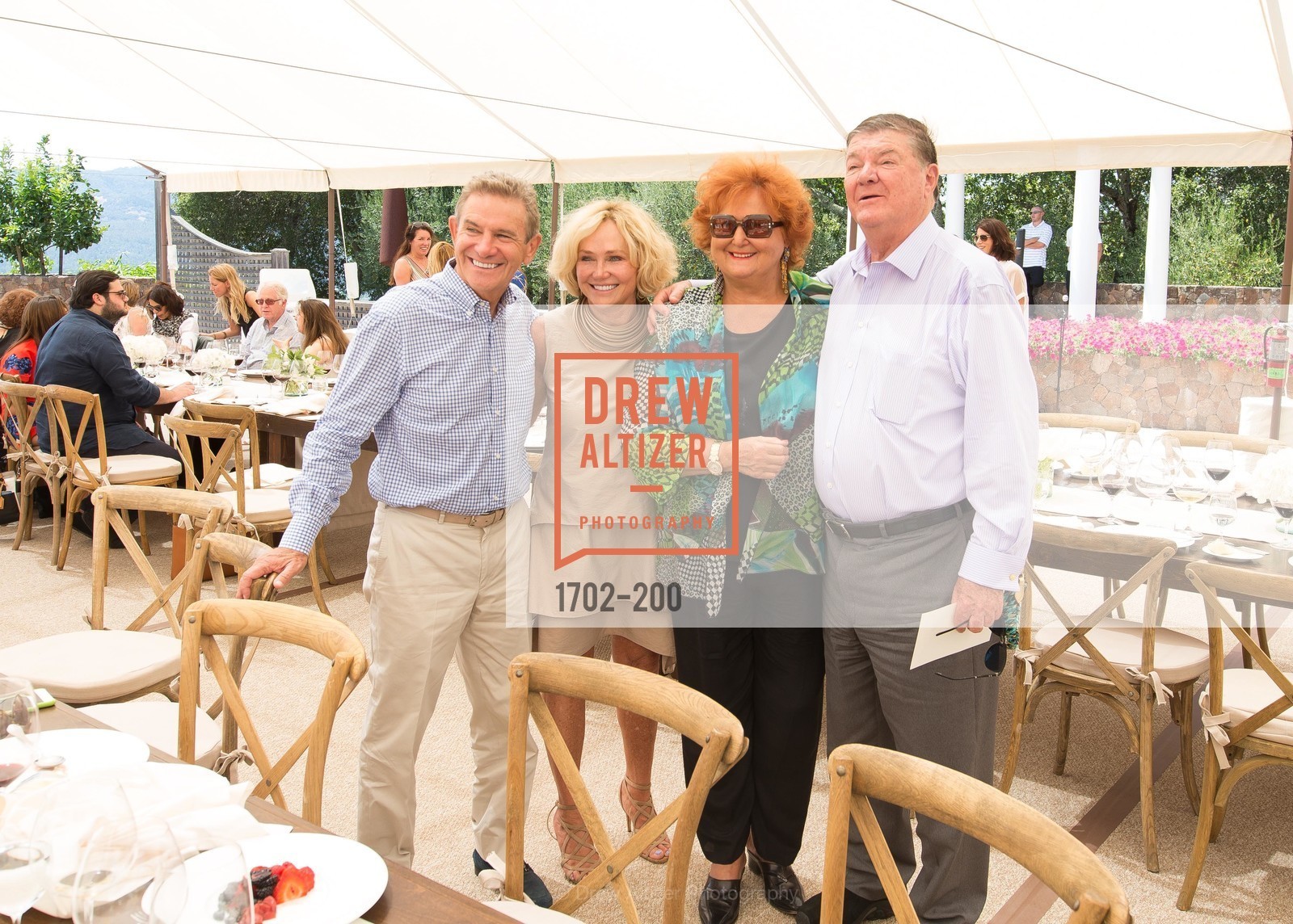 Craig Hall, Kathryn Hall, Tatiana Copeland, Gerret Copeland, Gucci & Vogue Dinner, Martin Estates. Martin Estates, . 56 Auberge Rd, Photo #1702-200 Craig Hall, Kathryn Hall, Tatiana Copeland, Gerret Copeland, Photo #1702-200