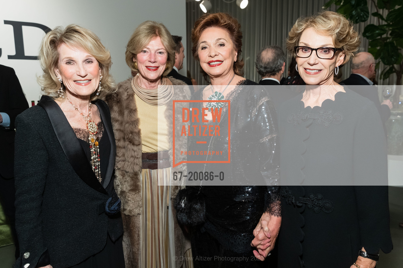 Lorna Meyer Calas, Pam Kramlich, Maria Manetti Shrem, Carol Parker, Manetti Shrem Museum Winter Gala 2020, Manetti Shrem Museum. 254 Old Davis Rd, January 25th, 2020, Photo #67-20086-0 Lorna Meyer Calas, Pam Kramlich, Maria Manetti Shrem, Carol Parker, Photo #67-20086-0