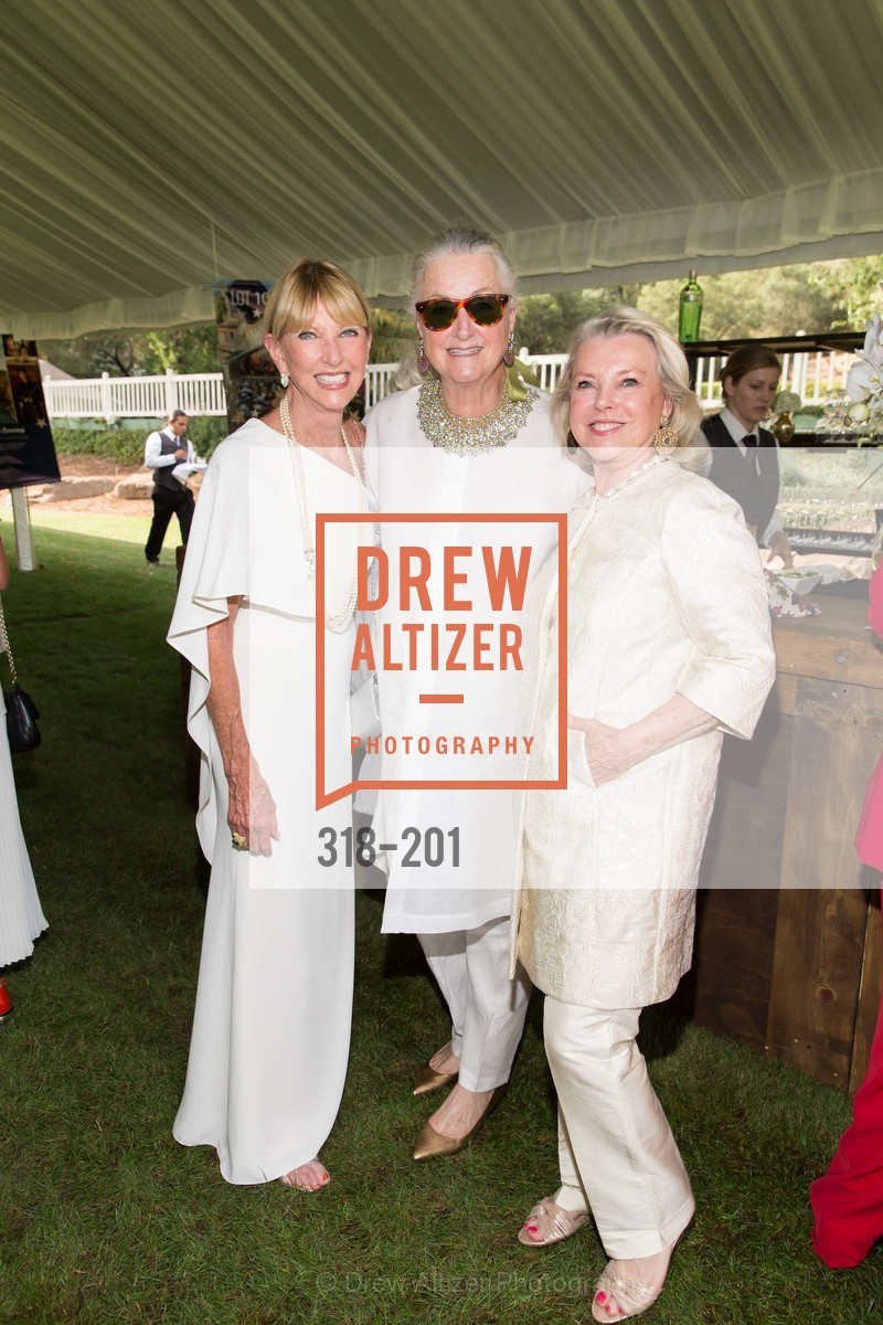 Marylou Maier, Elizabeth Swanson, Jeanne Lawrence, Gucci & Vogue Dinner, Meadowood Napa Valley. Meadowood Napa Valley, . 900 Meadowood Ln, Photo #318-201 Marylou Maier, Elizabeth Swanson, Jeanne Lawrence, Photo #318-201