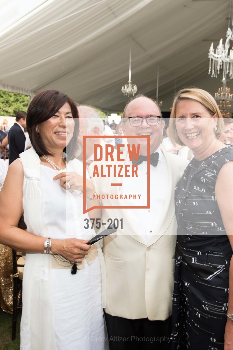 Naoko Dalla Valle, Fritz Hatton, Prisca Geeslin, Gucci & Vogue Dinner, Meadowood Napa Valley. Meadowood Napa Valley, . 900 Meadowood Ln, Photo #375-201 Naoko Dalla Valle, Fritz Hatton, Prisca Geeslin, Photo #375-201